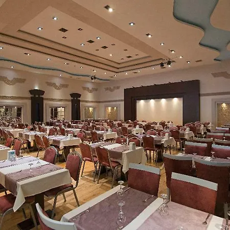 Cle Hotel